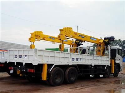 Xe Hyundai HD170 gắn cẩu Soosan 5,5 tấn (SCS513)